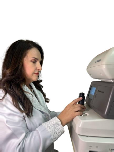 Dra. Érika Boechat sorrindo